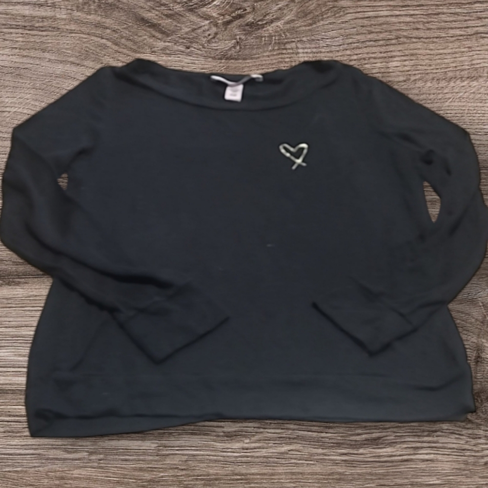 WOMEN'S VICTORIA SECRET LONG SLEEVE SHIRT
